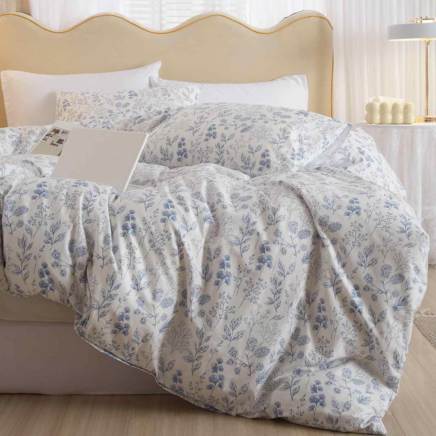 Cozy and Stylish Nanko Comforter Review